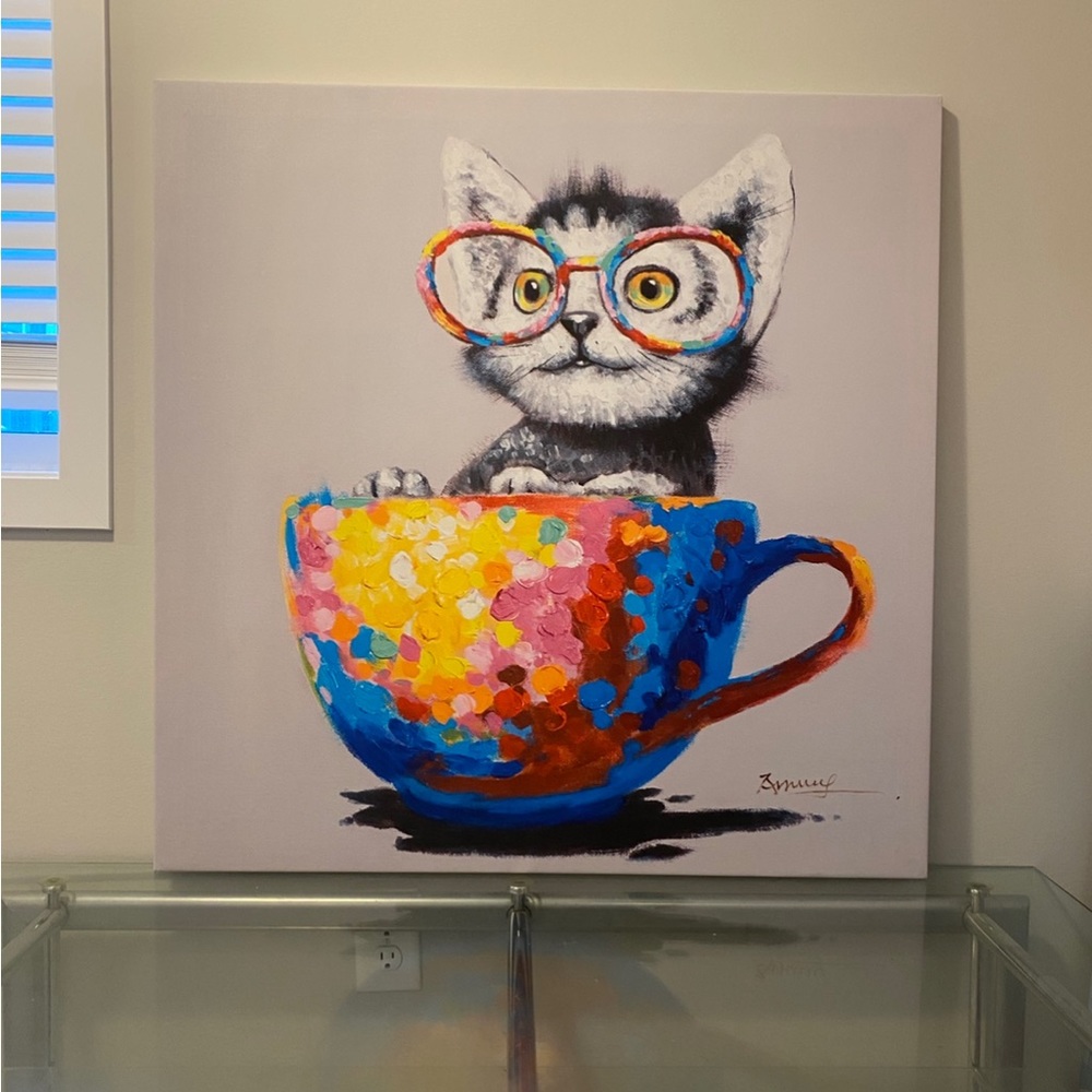 Picture Kitty Cup 33” x 33” (2.75ft by 2.75ft)